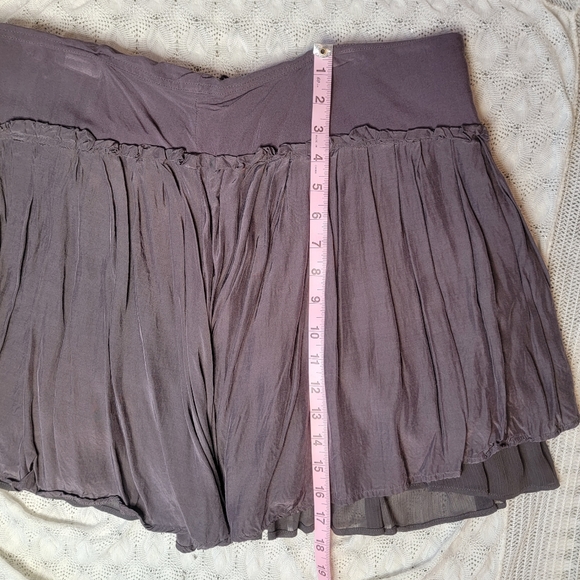 Free People Gray Ruffled Tiered Mini Skirt Size 12 - Picture 9 of 9